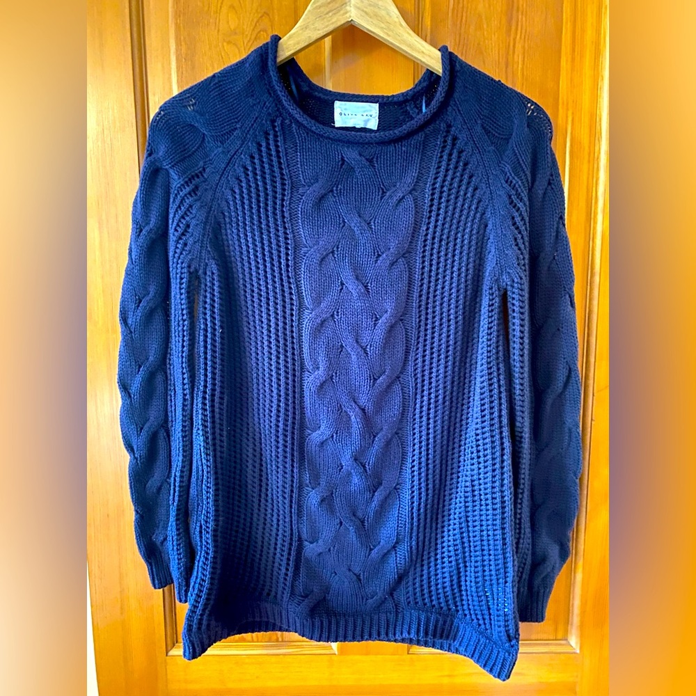 Olive + Oak | Cable knit sweater | Size M